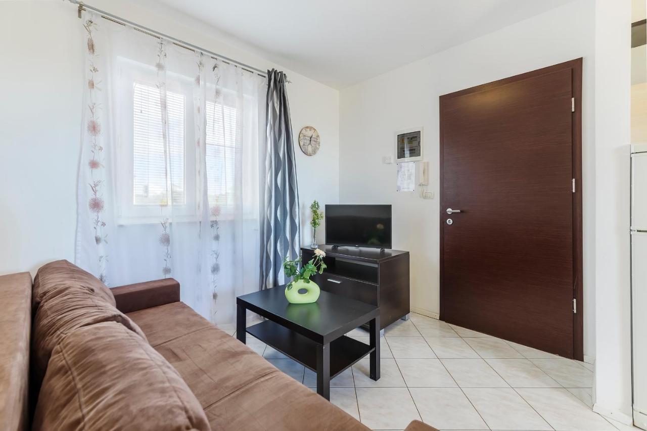 Apartment Bicikleta Istra Peroj
